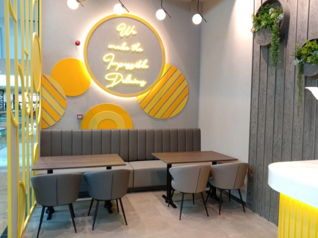 Cafe  furniture in Zahia City Centre