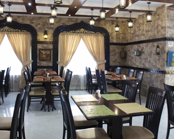 restaurant furniture - tables and chairs for Indian restaurants