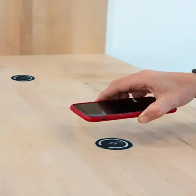 Wireless chargers for restaurants